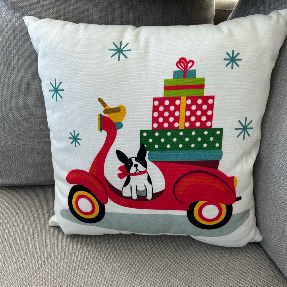 NWOT Christmas Accent Pillow set of 2